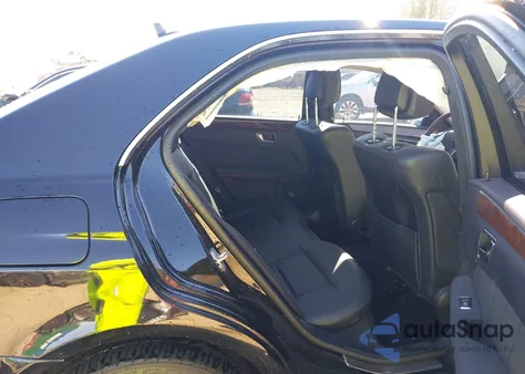 2012 Mercedes-Benz E 350 4Matic z USA, uszkodzony, nr VIN WDDHF8JB5CA622890